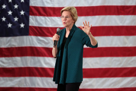 FILE PHOTO: Democratic 2020 U.S. presidential candidate and U.S. Senator Elizabeth Warren (D-MA) speaks to supporters in Memphis, Tennessee, U.S. March 17, 2019. REUTERS/Karen Pulfer Focht