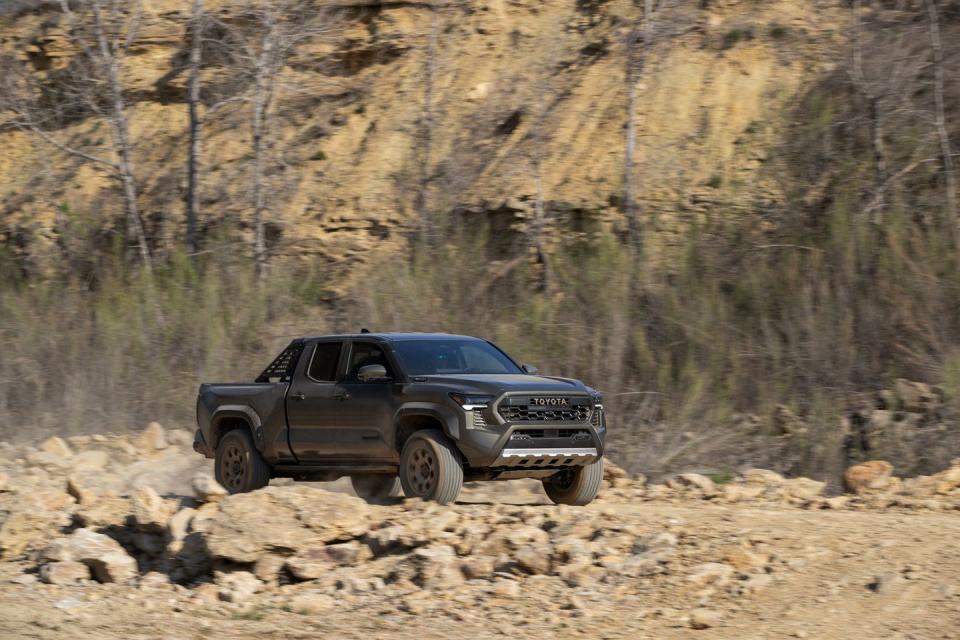 2024 toyota tacoma hybrid