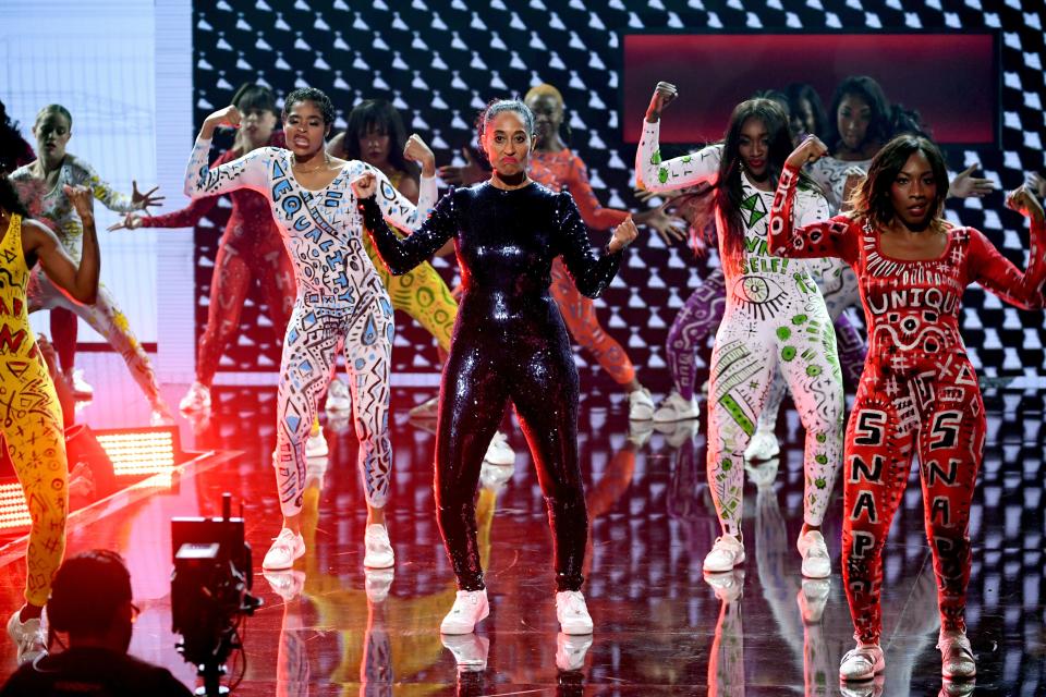 At the 2018 American Music Awards, second-time host Tracee Ellis Ross opened the show with a dance to a medley of hits from Cardi B, Bruno Mars, and more.