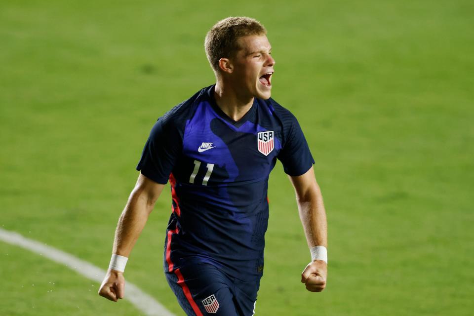 Chris Mueller celebrates after scoring a goal against El Salvador at Inter Miami CF Stadium.