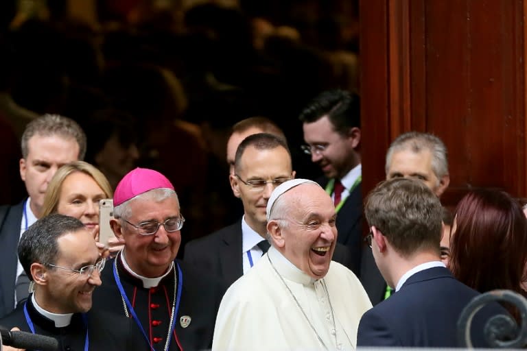 Around 500,000 people are expected to attend a mass which will be given by Pope Francis on Sunday in Dublin's Phoenix Park