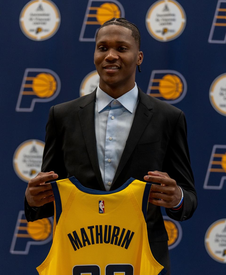 New Pacers player Bennedict Mathurin poses for a photo, Friday, June 24, 2022, after the players’ introduction at Ascension St. Vincent Center, the Pacers practice facility. 