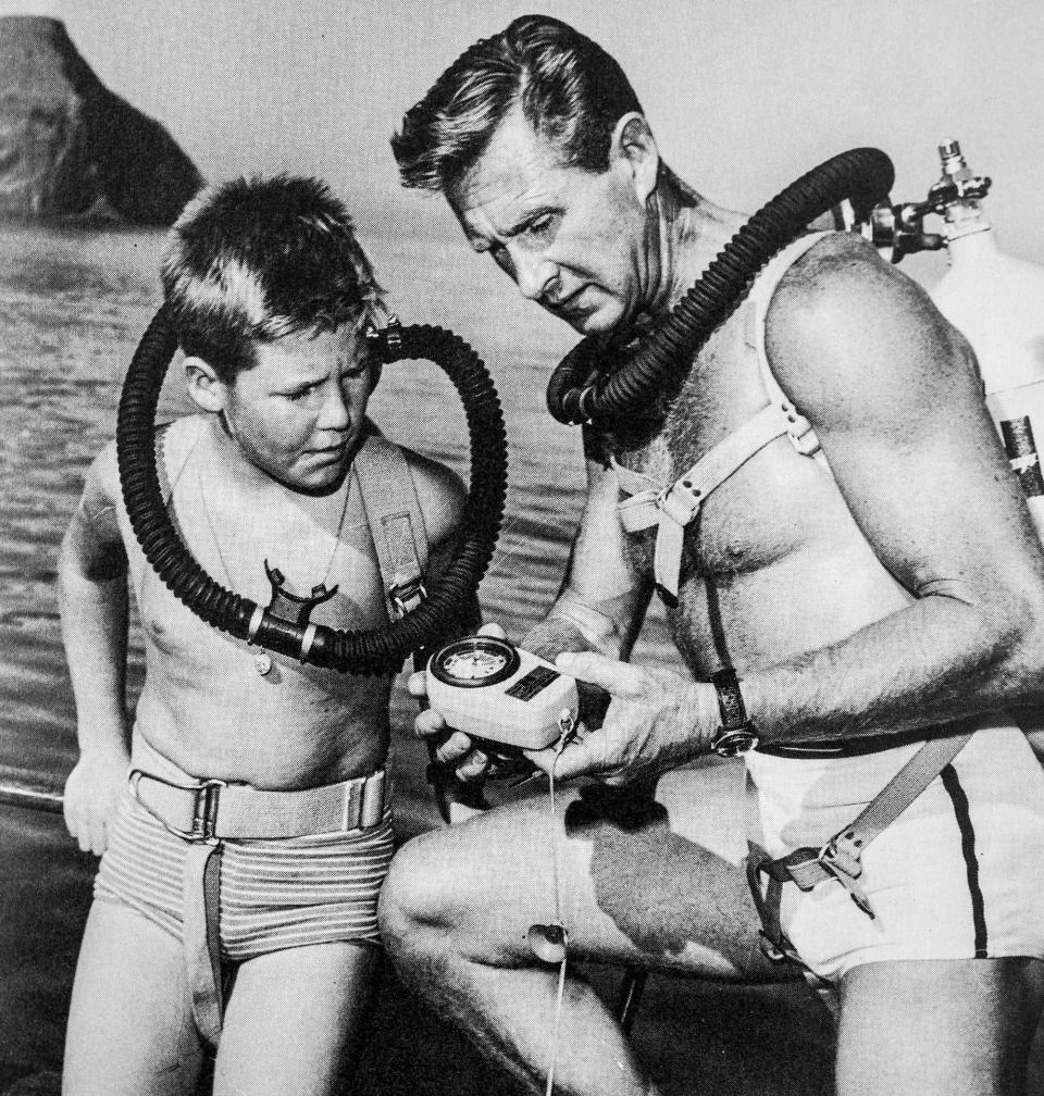Jeff Bridges acts with his father, Lloyd Bridges, on "Sea Hunt" (1958).