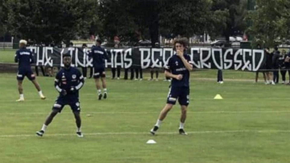 Melbourne Victory players trained in front of angry fans who unfurled a banner reading 'the line has been crossed' on Monday. Picture: Fox Sports