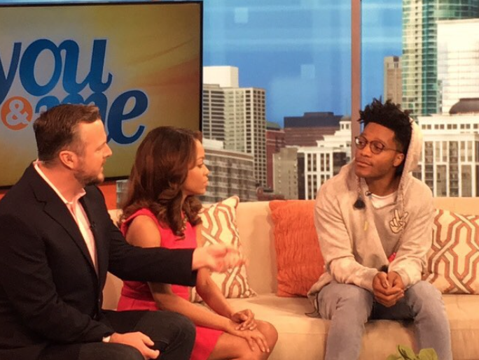 <p>Talking about donuts on a couch. I look so hungry in this photo because I am. — @jermainefowler #superiordonuts<br> (Photo: YahooTV via Instagram) </p>