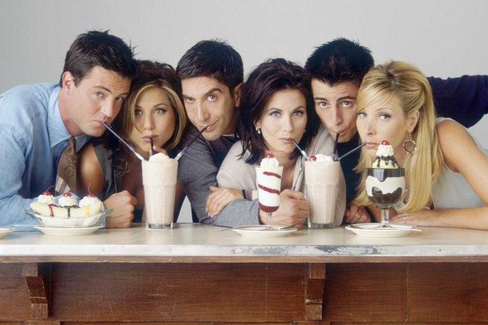 Matthew Perry and the cast of 'Friends.'