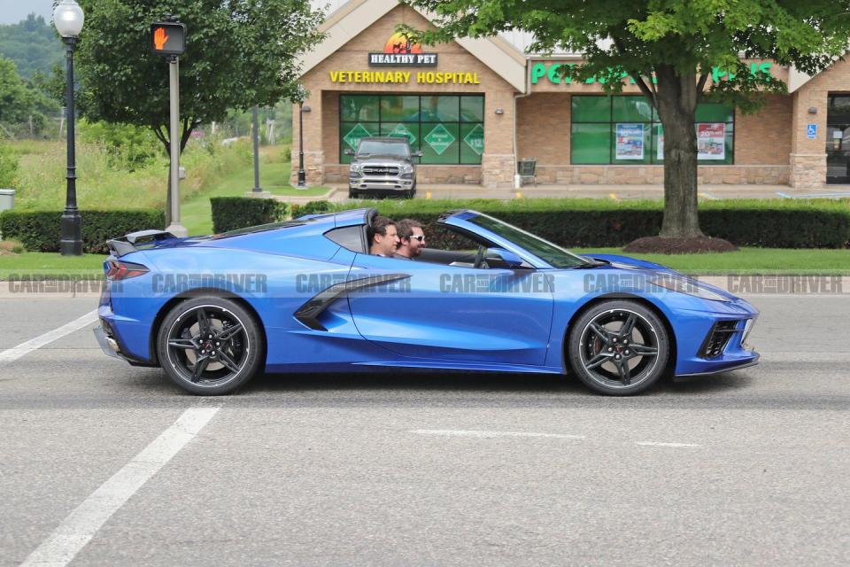<p>This is the first time we have seen the C8 on the road with the roof off; even in <a href="https://www.caranddriver.com/reviews/a28440111/2020-chevrolet-corvette-c8-first-ride/" rel="nofollow noopener" target="_blank" data-ylk="slk:previous spy photos of the new Vette;elm:context_link;itc:0;sec:content-canvas" class="link ">previous spy photos of the new Vette</a> in camo, Chevy always kept the roof on to maintain secrecy.</p>