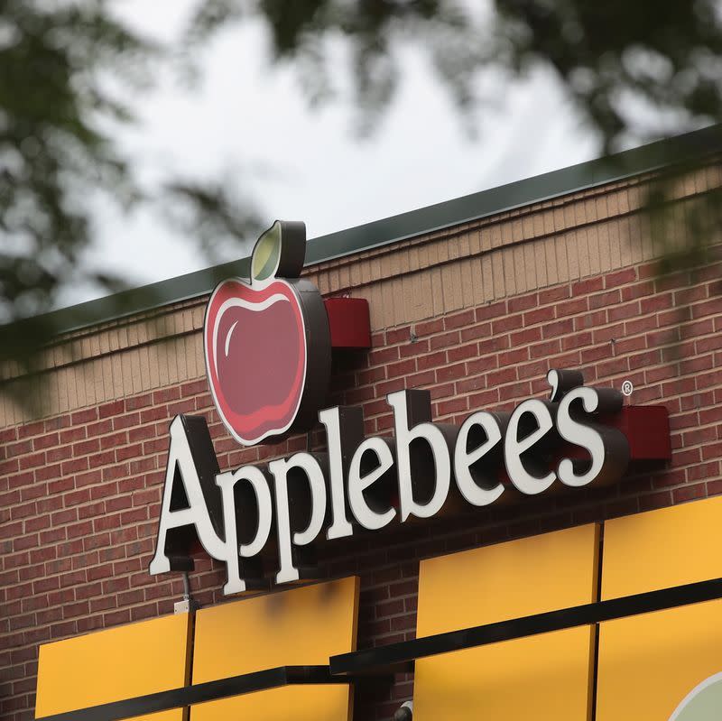 Open: Applebee's