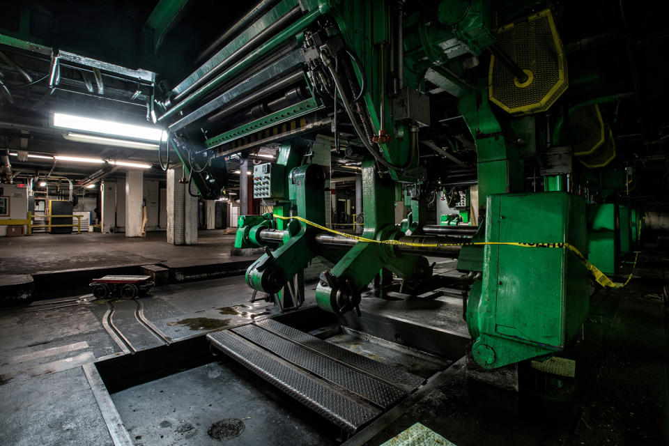 <p>The former printing presses of the Pittsburgh Post-Gazette newspaper. (Photo: Abandoned America/Caters News) </p>