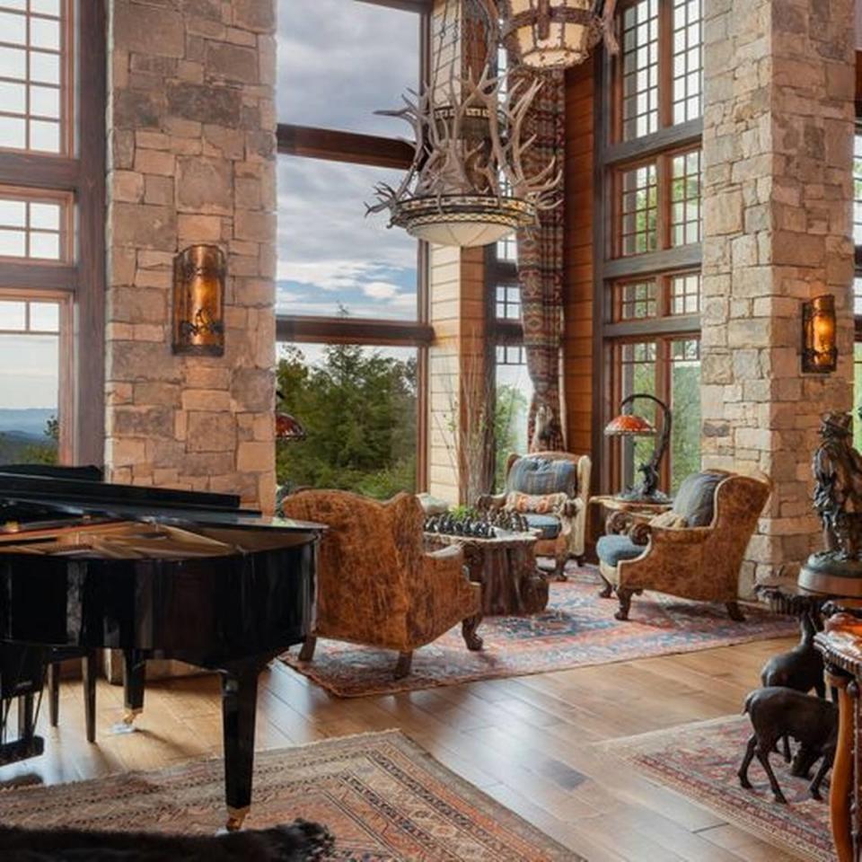 A mansion perched atop a 5,000-foot ridge in the North Carolina mountains and offering views of Grandfather Mountain, other peaks and even uptown Charlotte, went on the market for $29.75 million this week.