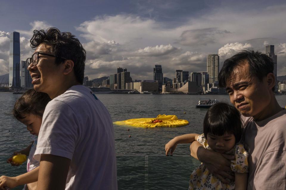 Hong Kong Ducks Deflated (Louise Delmotte / AP)