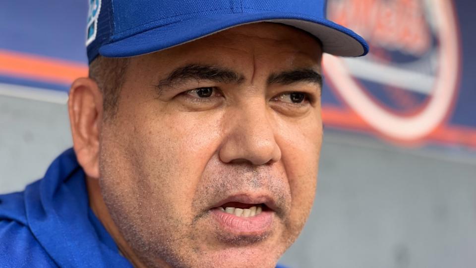 Edgardo Alfonzo speaks with reporters in the dugout in Port St. Lucie during spring training on Mar. 3, 2023.