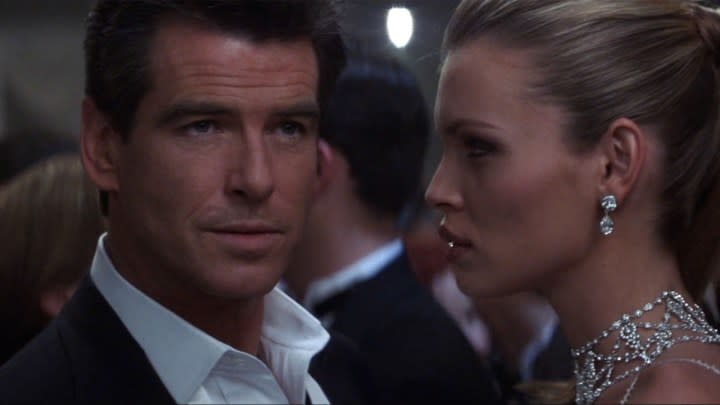 Pierece Brosnan in The Thomas Crown Affair.