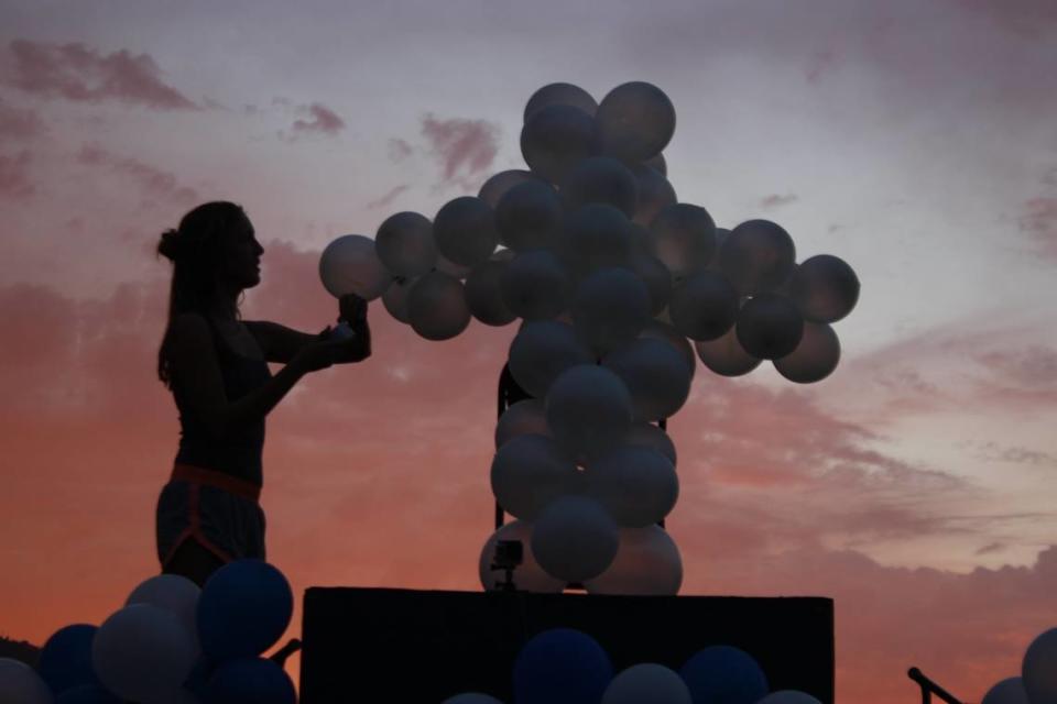 Balloons are formed into the shape of a Christian cross at a Fellowship of Christian Athletes event in Oakhurst. BRIAN WILKINSON/Sierra Star file photo