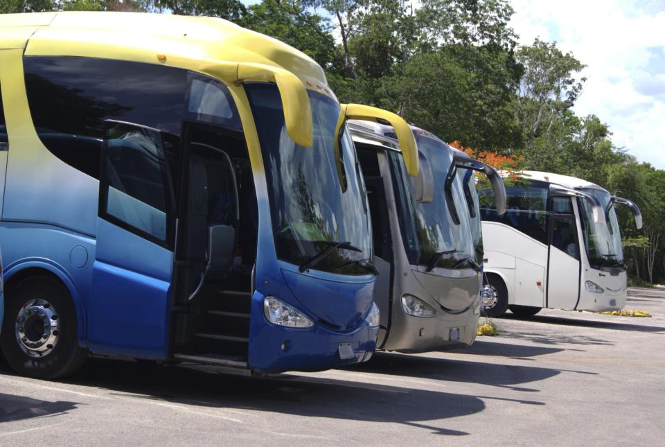 Sparfüchse schauen daher auf den Seiten der Reisebusvergleichsportale nach, denn hier hat die Bahn nicht selten ihre "Bahn Spezial"-Angebote platziert, die Sie maximal eine Woche vor Fahrtantritt und höchstens einen Tag vorher buchen können.