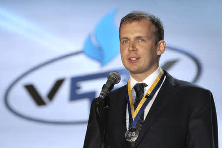 Serhiy Kurchenko, the owner of Vetek Group and Ukrainian soccer club Metalist Kharkiv, speaks to guests in Kharkiv during celebrations after Metalist Kharkiv won silver medals in the Ukrainian Premier League, June 27, 2013. REUTERS/Stringer/Files