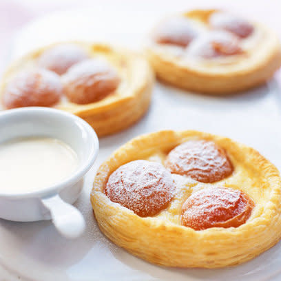 apricot galettes