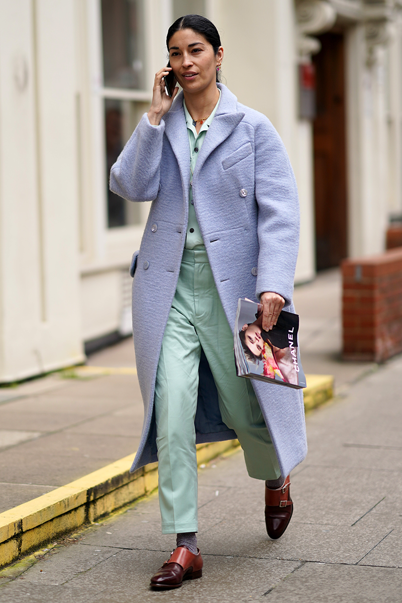 <p>If you think you have to perfectly match colourful pieces together, think again. Pair close but complementary hues for serious style cred.</p>