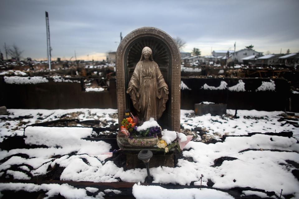 Storm-Damaged Communities On East Coast Hit By Nor'Easter