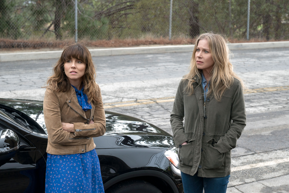 Linda Cardellini and Christina Applegate in Season 1 of “Dead to Me.”