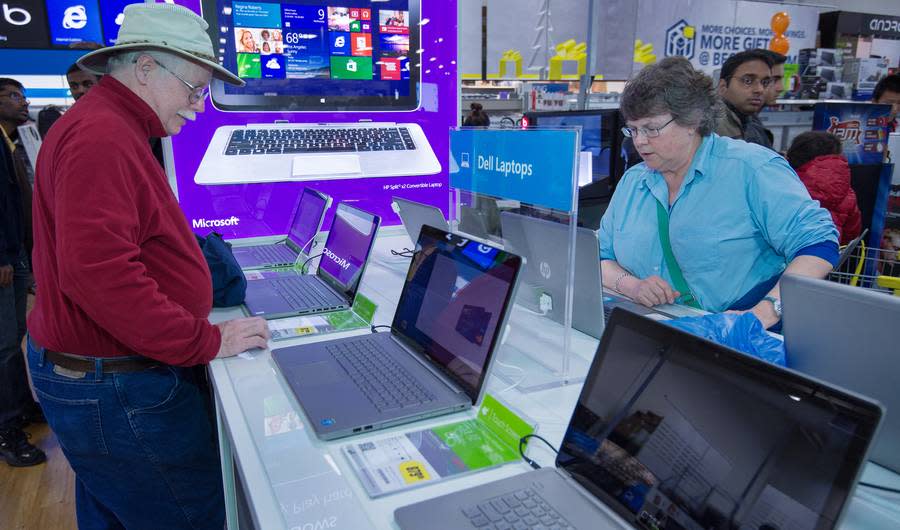 Cyber Monday 2015 Tech Deals: Here Are the Best Prices on Laptops, Wearables and TVs 