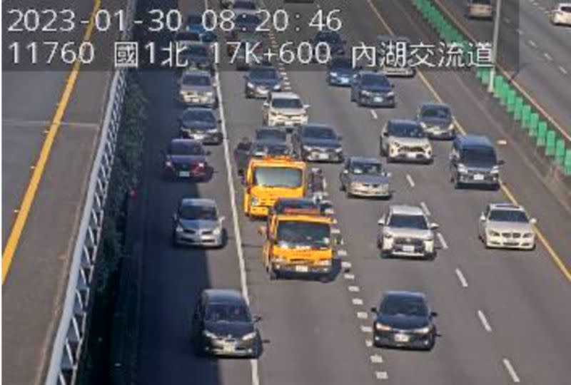 ▲國道1號北上17.8K處路段與26.6K處路段，今（30）早上班時間接連發生兩起車禍，造成車流回堵。（圖／翻攝高速公路1968即時路況）