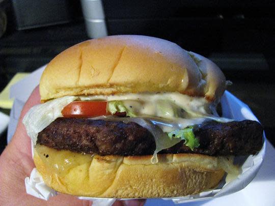 Before you take a bite of that burger, read this. (Photo: Daniel R. Blume/Flickr)