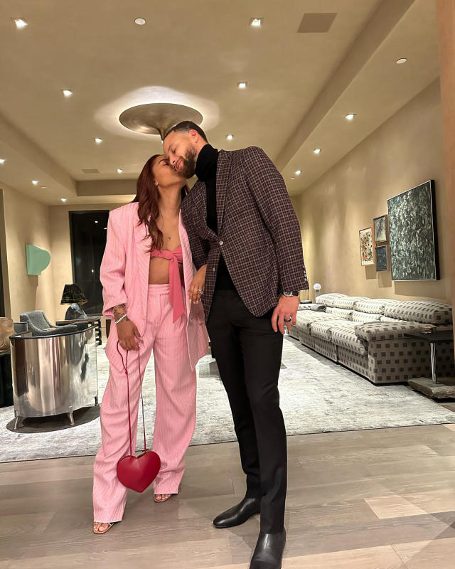 Stephen Curry's Wife Ayesha Shows Off Family's Fun Halloween Costumes