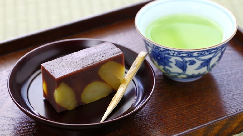 Yokan and green tea