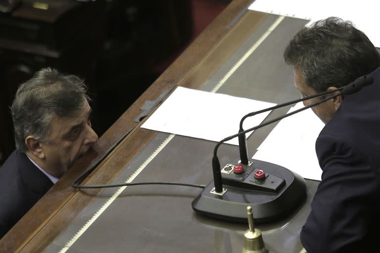 El diputado radical Mario Negri, en una sesión que presidió Sergio Massa; FOTO DANIEL JAYO /LA NACION

