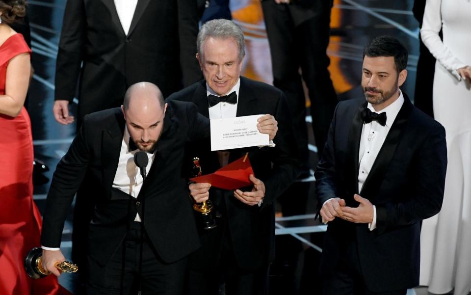 Who passed Warren Beatty the wrong envelope? What really happened when La La Land won over Moonlight