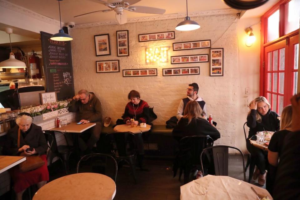 Customers have flocked to the beloved cafe for years. G.N.Miller/NYPost