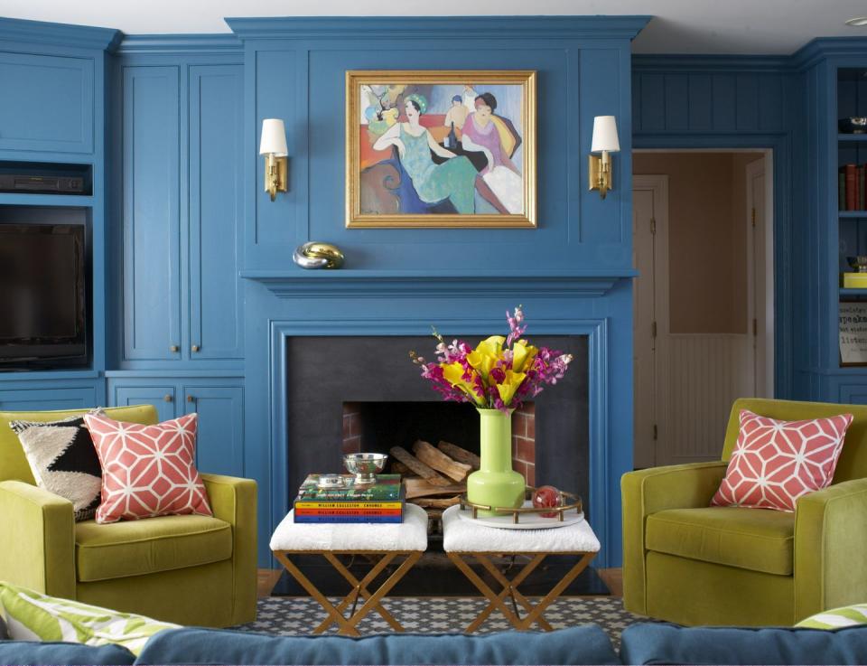 <p>A deep, royal blue sets the tone for this family room from <a href="https://deringhall.com/interior-designers/liz-caan-co" rel="nofollow noopener" target="_blank" data-ylk="slk:Liz Caan & Co;elm:context_link;itc:0;sec:content-canvas" class="link ">Liz Caan & Co</a>.</p>