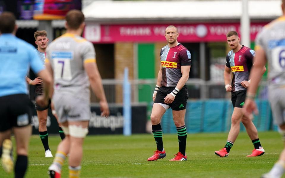 Marcus Smith stars and Mike Brown sent off as Harlequins edge high-scoring thriller against Wasps - PA