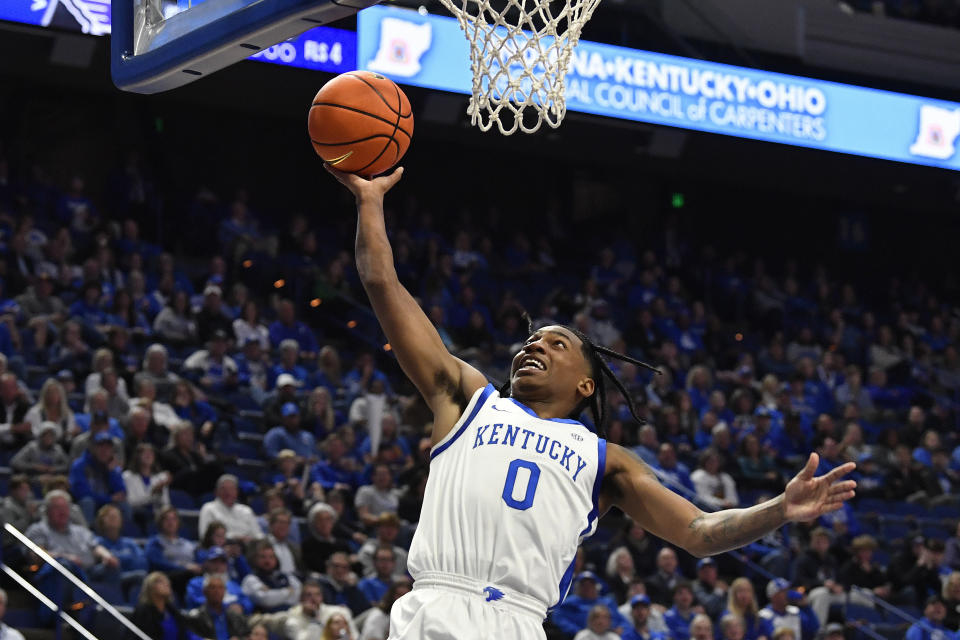 Kentucky guard Rob Dillingham shoots during the second half of the team's NCAA college basketball game against Stonehill in Lexington, Ky., Friday, Nov. 17, 2023. (AP Photo/Timothy D. Easley)