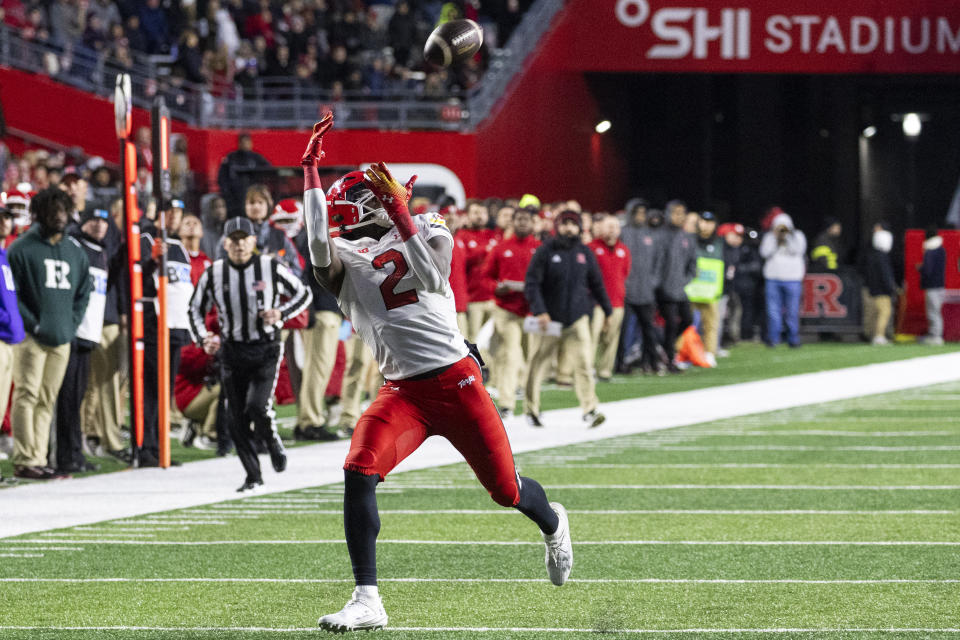 Maryland tight end Corey Dyches (2) catches a pass and runs in for a touchdown in the first half of an NCAA college football game against Rutgers, Saturday, Nov. 25, 2023, in Piscataway, N.J. (AP Photo/Corey Sipkin)