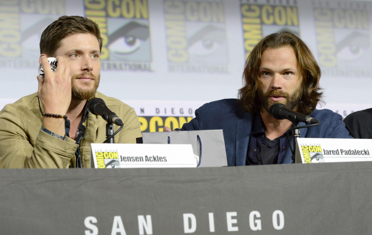 SAN DIEGO, CALIFORNIA - JULY 21: (L-R) Jensen Ackles and Jared Padalecki speak at the 