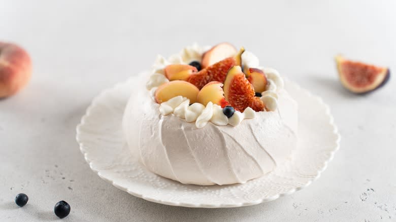 Pavlova cake with fresh fruit