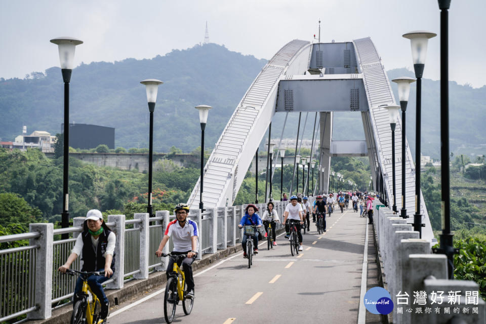 世界自行車日中部場路線經東豐自行車綠廊及后豐鐵馬道，全程約16公里。