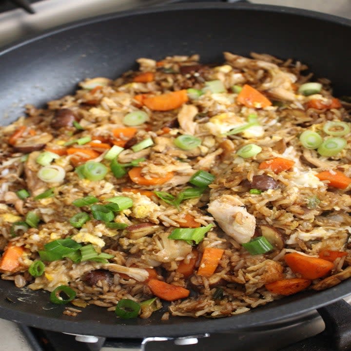 Vegetable and chicken fried rice