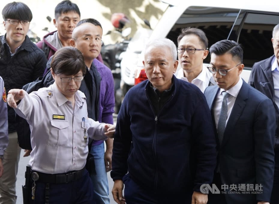 頂新前董事長魏應充涉劣油案，被判5年9月徒刑確定。台中高分院去年裁定，魏應充所犯味全混油案、頂新劣油案應合併執行4年8月，案經最高法院今天駁回魏應充抗告而確定。(資料照)