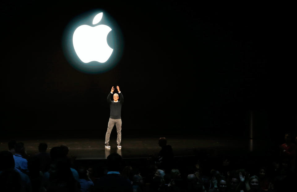 Tim Cook, CEO of Apple, says farewell at the end of an Apple special event at the Steve Jobs Theater in Cupertino, California, U.S., March 25, 2019. REUTERS/Stephen Lam