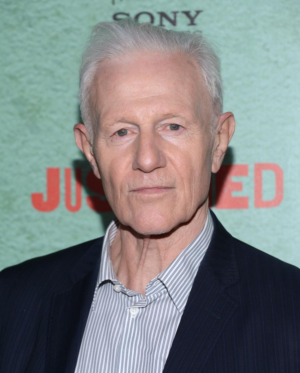 HOLLYWOOD, CA - JANUARY 05: Raymond Barry attends the Premiere Of FX's "Justified" Season 4 at Paramount Theater on the Paramount Studios lot on January 5, 2013 in Hollywood, California. (Photo by Jason Kempin/Getty Images)