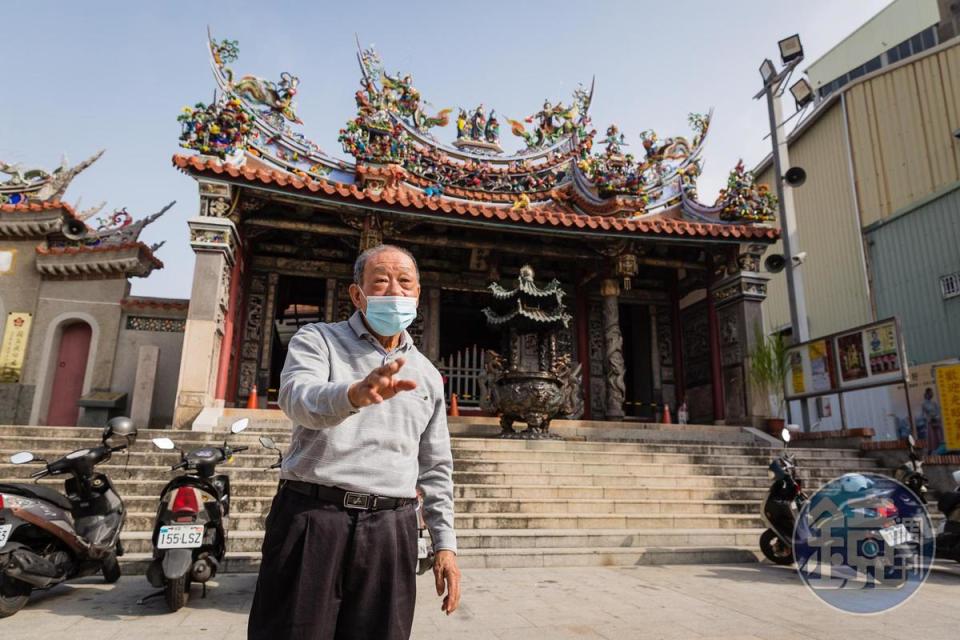 吳火塗出身料理世家，祖父與父親都曾台南成功路上的興濟宮前擺攤。