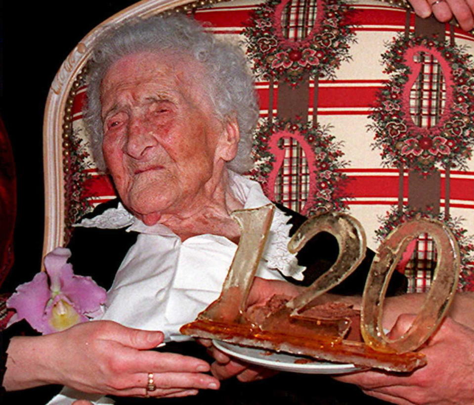 Jeanne Calment auf einer ihrer zahlreichen Geburtstagsfeiern. (Bild: Getty Images)