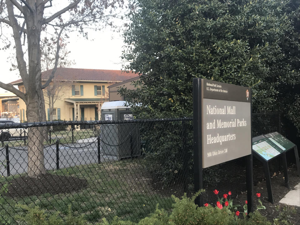 Portable toilets are pictured April 13 in the parking lot of&nbsp;the National Mall and Memorial Parks headquarters in Washington, D.C.&nbsp; (Photo: Chris DAngelo/HuffPost)