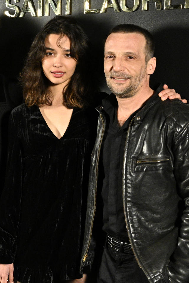 Mathieu Kassovitz : ses confidences surprenantes sur sa fille Carmen, une  artiste très prometteuse - Closer