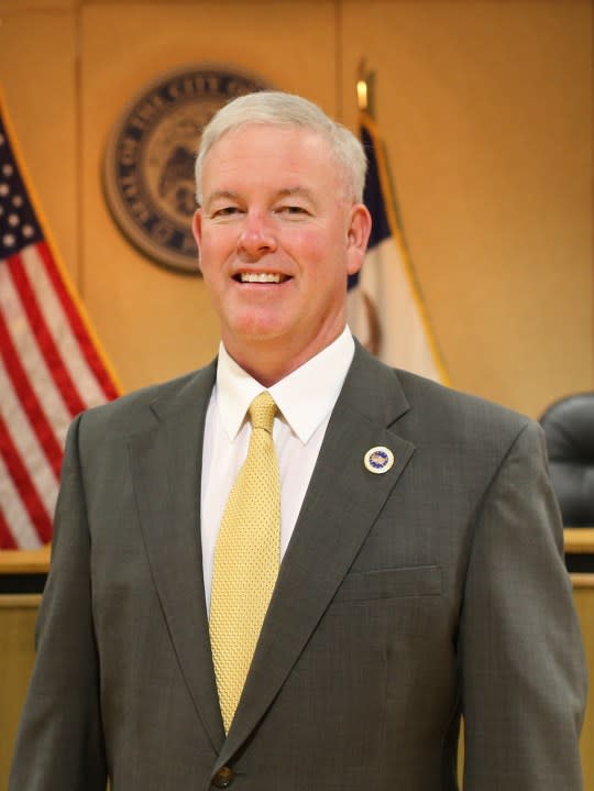 Davenport Mayor Mike Matson