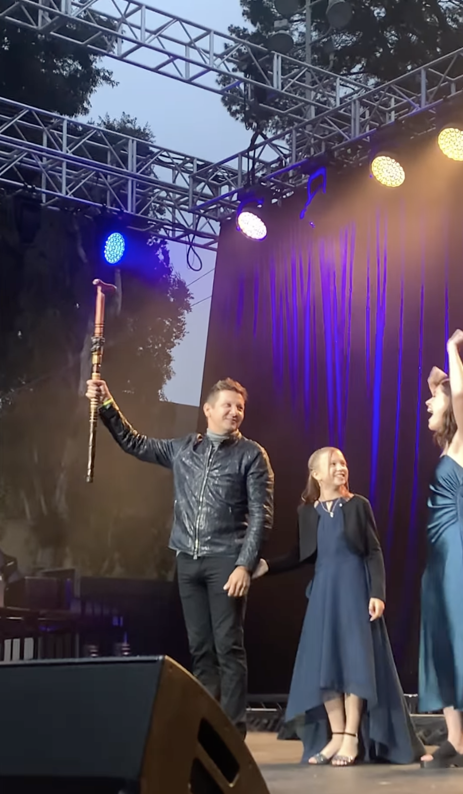 Jeremy Renner and his daughter, Ava at 2023 Spring Sing. (@uclaalumni / Instagram)