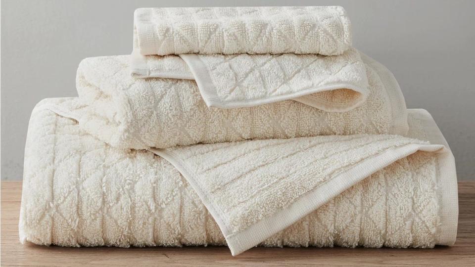 These Clean Spaces bath towels come in seven different chic colors for less than $10.